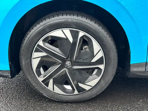 DK73XXH Mg Motor Uk Mg4 125kW SE EV 51kWh 5dr Auto Thumbnail #24