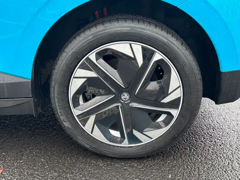 DK73XXH Mg Motor Uk Mg4 125kW SE EV 51kWh 5dr Auto Thumbnail #25