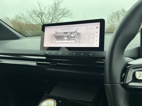 DK73XXH Mg Motor Uk Mg4 125kW SE EV 51kWh 5dr Auto Thumbnail #33