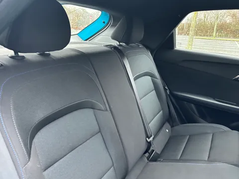 DK73XXH Mg Motor Uk Mg4 125kW SE EV 51kWh 5dr Auto Thumbnail #38