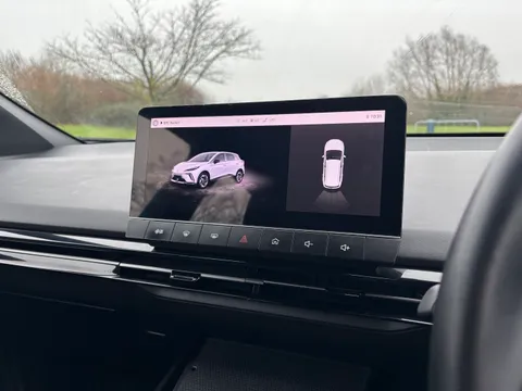 DK73XXH Mg Motor Uk Mg4 125kW SE EV 51kWh 5dr Auto Thumbnail #54