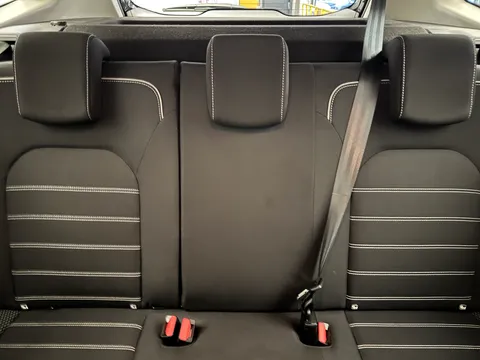 DS22NWB Dacia Duster 1.3 TCe 130 Prestige 5dr Thumbnail #16