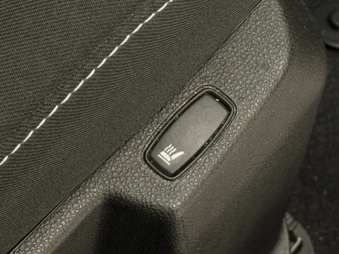 DS22NWB Dacia Duster 1.3 TCe 130 Prestige 5dr Thumbnail #21