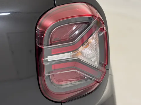 DS22NWB Dacia Duster 1.3 TCe 130 Prestige 5dr Thumbnail #32