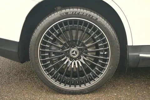 LL72HND Mercedes-Benz Eqc EQC 400 300kW AMG Line Premium Plus 80kWh 5dr Auto Thumbnail #10