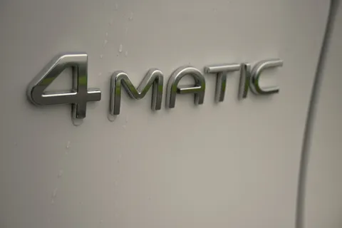 LL72HND Mercedes-Benz Eqc EQC 400 300kW AMG Line Premium Plus 80kWh 5dr Auto Thumbnail #17