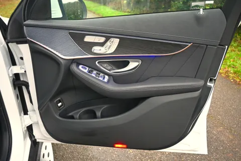 LL72HND Mercedes-Benz Eqc EQC 400 300kW AMG Line Premium Plus 80kWh 5dr Auto Thumbnail #37