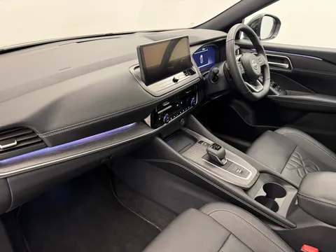 OW74YGX Nissan Qashqai 1.3 DiG-T MH 158 Tekna 5dr Xtronic Thumbnail #14