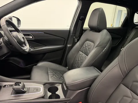 OW74YGX Nissan Qashqai 1.3 DiG-T MH 158 Tekna 5dr Xtronic Thumbnail #15