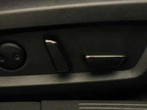 OW74YGX Nissan Qashqai 1.3 DiG-T MH 158 Tekna 5dr Xtronic Thumbnail #21