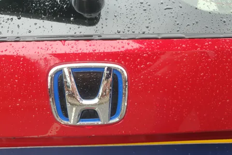 14 of 29 for HONDA JAZZ 1.5 i-MMD Hybrid SR 5dr eCVT