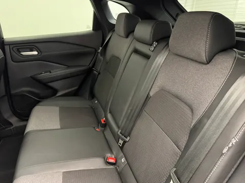 OY74YJP Nissan Qashqai 1.5 E-Power N-Connecta [Glass Roof] 5dr Auto Thumbnail #18