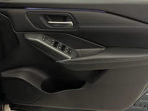 OY74YJP Nissan Qashqai 1.5 E-Power N-Connecta [Glass Roof] 5dr Auto Thumbnail #24