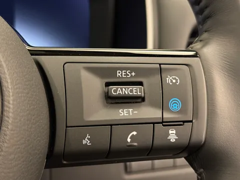 OY74YJP Nissan Qashqai 1.5 E-Power N-Connecta [Glass Roof] 5dr Auto Thumbnail #28