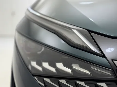 OY74YJP Nissan Qashqai 1.5 E-Power N-Connecta [Glass Roof] 5dr Auto Thumbnail #32