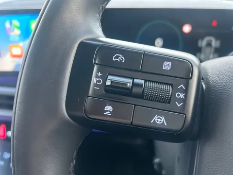 DT25ZZN Hyundai Santa Fe 1.6 TGDi PHEV Calligraphy 5dr 4WD Auto [6 Seats] Thumbnail #33