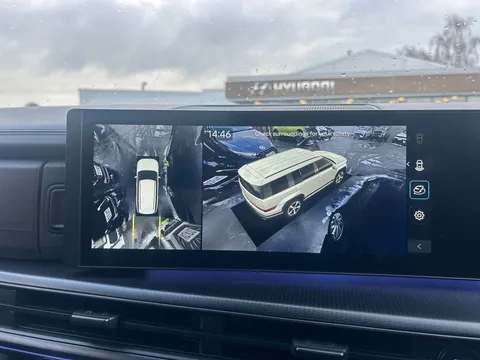 DT25ZZN Hyundai Santa Fe 1.6 TGDi PHEV Calligraphy 5dr 4WD Auto [6 Seats] Thumbnail #36