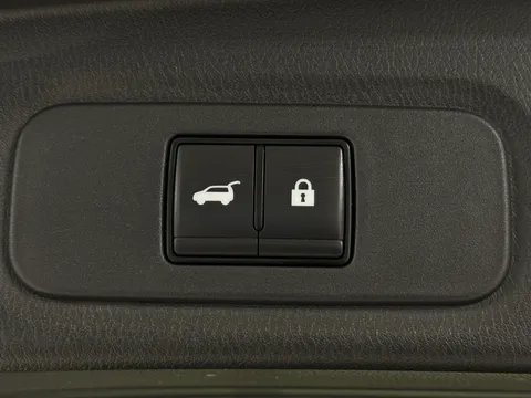 DS23KVM Nissan Qashqai 1.5 E-Power Tekna 5dr Auto Thumbnail #12