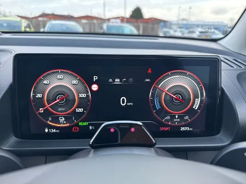 DN25UAA Hyundai Inster 85kW 02 49kWh 5dr Auto Thumbnail #32