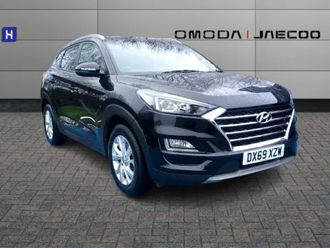DX69XZW Hyundai Tucson 1.6 TGDi 177 SE Nav 5dr 2WD DCT Thumbnail #1