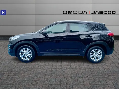 DX69XZW Hyundai Tucson 1.6 TGDi 177 SE Nav 5dr 2WD DCT Thumbnail #5