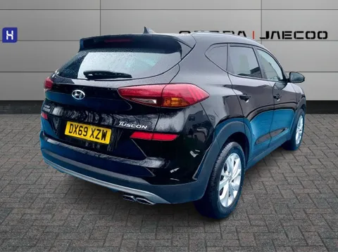 DX69XZW Hyundai Tucson 1.6 TGDi 177 SE Nav 5dr 2WD DCT Thumbnail #6
