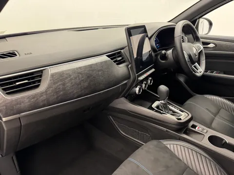 BW24ZZO Renault ARKANA 1.6 E-Tech FHEV 145 Esprit Alpine 5dr Auto Thumbnail #12