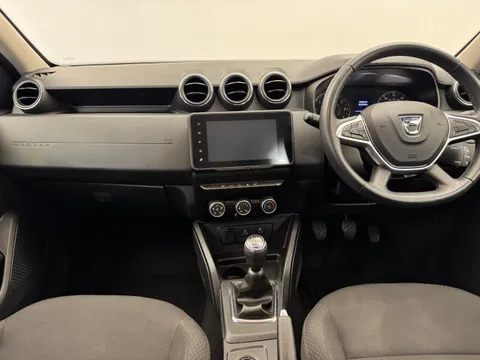 DV22YRR Dacia Duster 1.3 TCe 130 Comfort 5dr Thumbnail #11