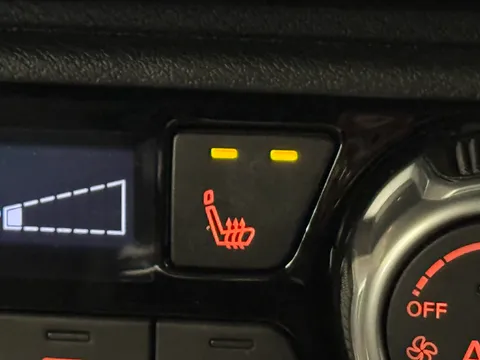 DS20KMK Nissan Juke 1.0 DiG-T 114 Tekna+ 5dr Thumbnail #28