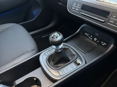 DX75XWG Hyundai Kona 1.0T 100 Ultimate 5dr Thumbnail #13