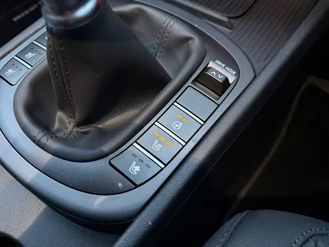 DX75XWG Hyundai Kona 1.0T 100 Ultimate 5dr Thumbnail #23