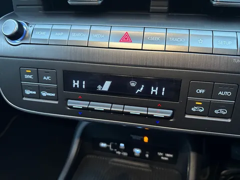 DX75XWG Hyundai Kona 1.0T 100 Ultimate 5dr Thumbnail #24