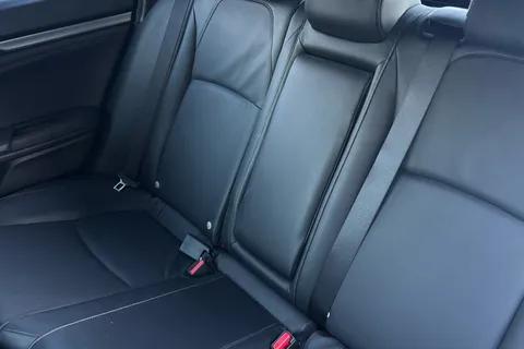 8 of 25 for HONDA CIVIC 1.5 VTEC Turbo Prestige 5dr CVT