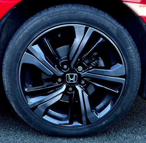 9 of 25 for HONDA CIVIC 1.5 VTEC Turbo Prestige 5dr CVT