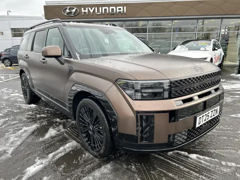 DT25ZZN Hyundai Santa Fe 1.6 TGDi PHEV Calligraphy 5dr 4WD Auto [6 Seats] Thumbnail #4