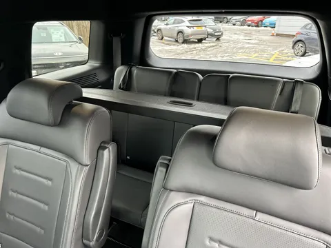 DT25ZZN Hyundai Santa Fe 1.6 TGDi PHEV Calligraphy 5dr 4WD Auto [6 Seats] Thumbnail #44