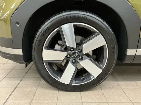 DF74CRX Hyundai Santa Fe 1.6 TGDi Plug-in Hybrid Ultimate 5dr 4WD Auto Thumbnail #11