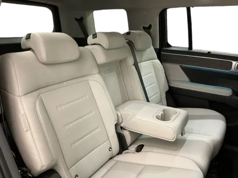 DF74CRX Hyundai Santa Fe 1.6 TGDi Plug-in Hybrid Ultimate 5dr 4WD Auto Thumbnail #12