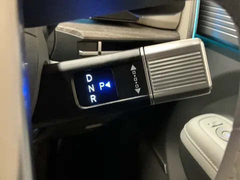 DF74CRX Hyundai Santa Fe 1.6 TGDi Plug-in Hybrid Ultimate 5dr 4WD Auto Thumbnail #15