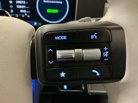 DF74CRX Hyundai Santa Fe 1.6 TGDi Plug-in Hybrid Ultimate 5dr 4WD Auto Thumbnail #22