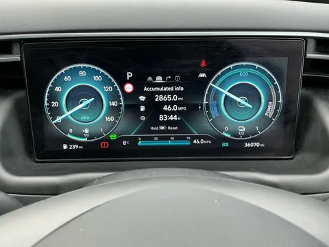 DX71XDR Hyundai Tucson 1.6 TGDi Hybrid 230 Ultimate 5dr 2WD Auto Thumbnail #14