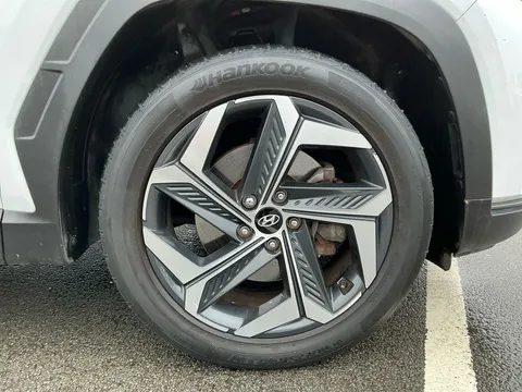 DX71XDR Hyundai Tucson 1.6 TGDi Hybrid 230 Ultimate 5dr 2WD Auto Thumbnail #22