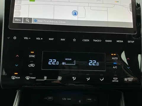 DX71XDR Hyundai Tucson 1.6 TGDi Hybrid 230 Ultimate 5dr 2WD Auto Thumbnail #30