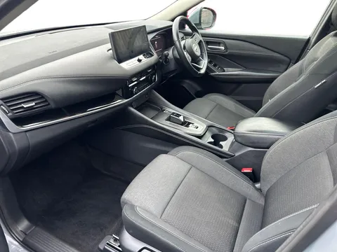 PJ72YWT Nissan Qashqai 1.5 E-Power N-Connecta [Glass Roof] 5dr Auto Thumbnail #11