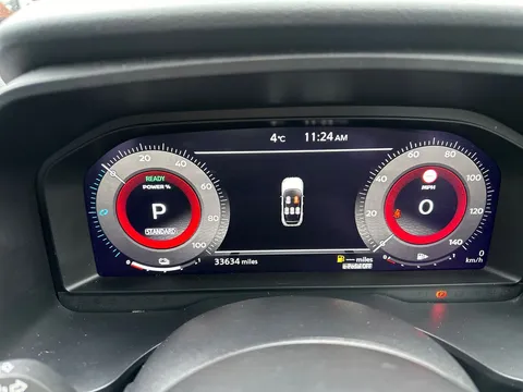 PJ72YWT Nissan Qashqai 1.5 E-Power N-Connecta [Glass Roof] 5dr Auto Thumbnail #13