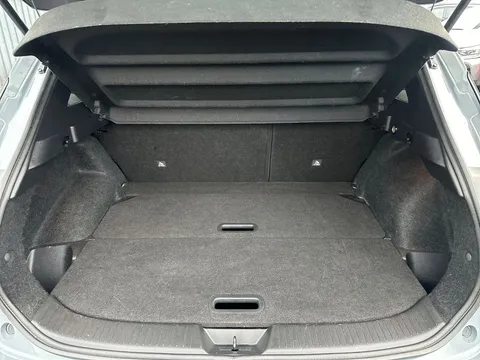 PJ72YWT Nissan Qashqai 1.5 E-Power N-Connecta [Glass Roof] 5dr Auto Thumbnail #19