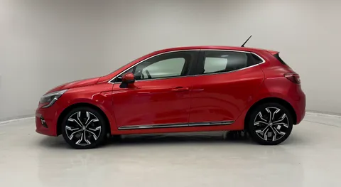 4 of 30 for Renault Clio 1.0 TCe 90 SE Edition 5dr