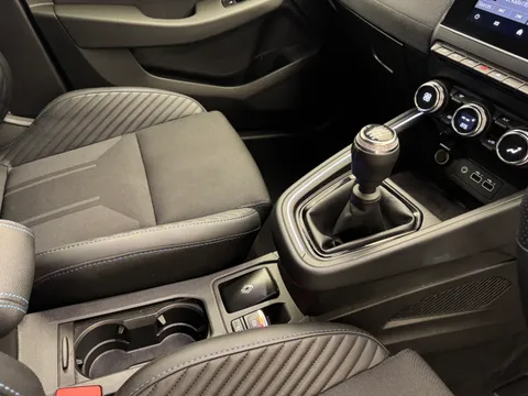 HN25UGU Renault Clio 1.0 TCe 90 Esprit Alpine 5dr Thumbnail #9