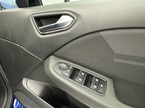 HN25UGU Renault Clio 1.0 TCe 90 Esprit Alpine 5dr Thumbnail #23