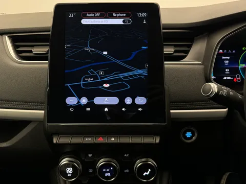 LV21OVC Renault Zoe 100kW i GT Line R135 50kWh Rapid Charge 5dr Auto Thumbnail #8